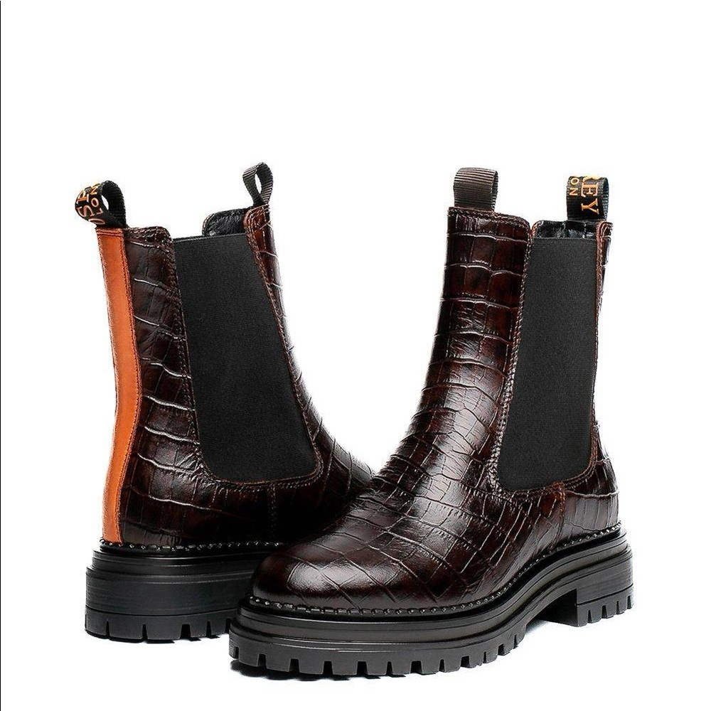 Osprey London The Huckleberry Chelsea Boot in Chocolate Brown